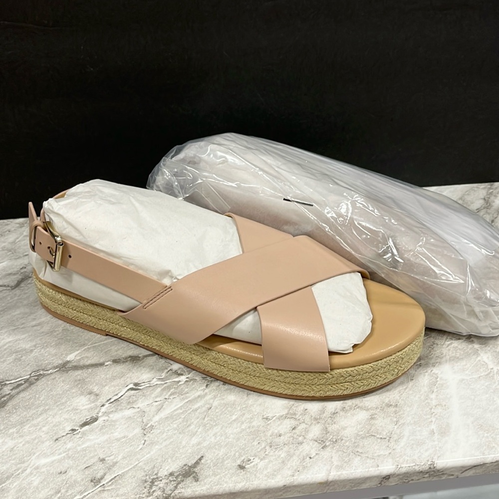 Loft sandals